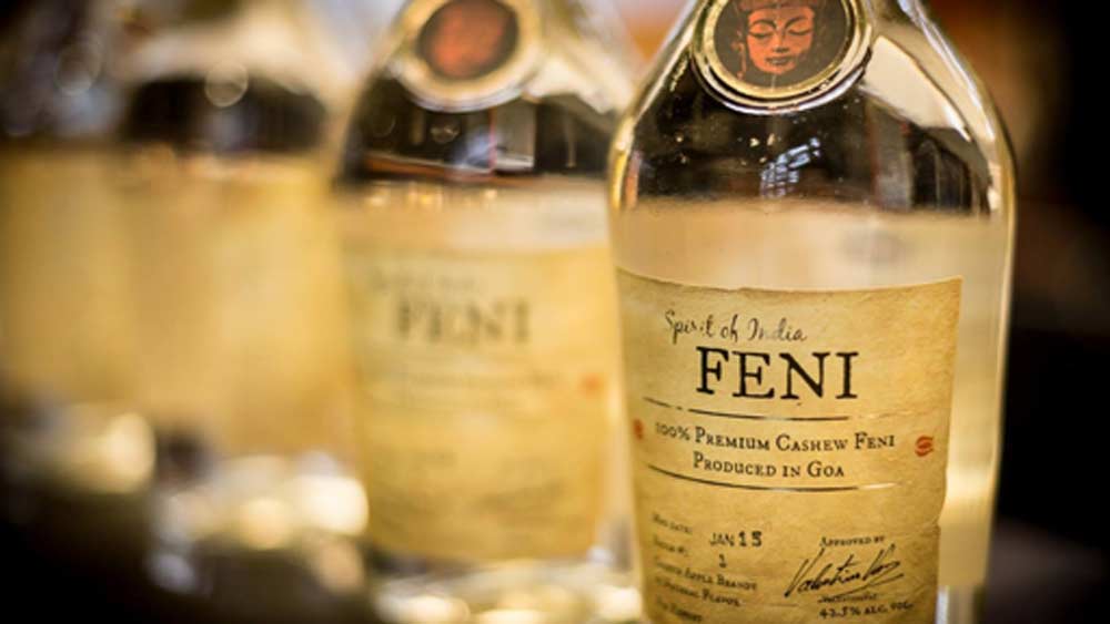 ওই পরিবার মূলত স্থানীয়দের মধ্যেই এই পানীয় বিক্রি করে থাকেন। প্রতিদিন ফেনি বিক্রি করে ২৫০ থেকে ৩০০ টাকা উপার্জন করেন ইনাসিয়া এবং লুইস।