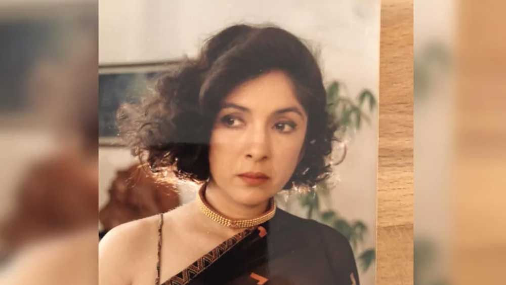 রেখা, সাবানা আজমি, স্মিতা পাটিল, ডিম্পল কাপাডিয়ার সমসাময়িক অভিনেত্রী নীনা। 