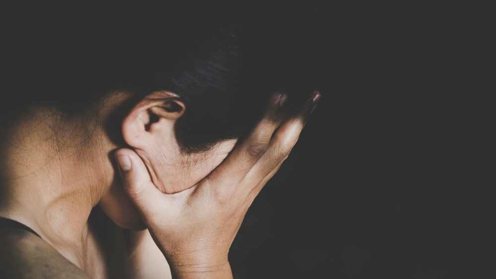 ওই বয়সে নিজের খরচ চালানোর ক্ষমতা বা অভিজ্ঞতা কোনওটাই ছিল না সদ্য মা হওয়া তরুণীর। তবে ছেলের জন্য শুরু হয় তাঁর লড়াই।