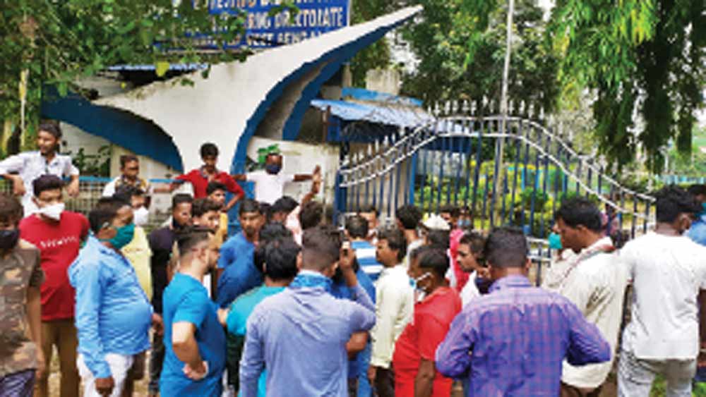 demand for appointing locals in Salanpur