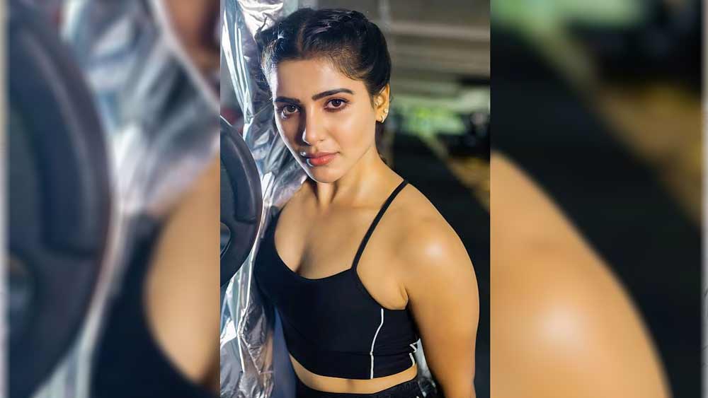 ‘দ্য ফ্যামিলি ম্যান’-এর রাজি কম কথার মানুষ। প্রয়োজন ছাড়া কথা বলেন না। বাস্তবের রাজি কিন্তু মোটেই কম কথার মানুষ নন। ঘণ্টার পর ঘণ্টা আড্ডা দিতে তাঁর জুড়ি মেলা ভার।