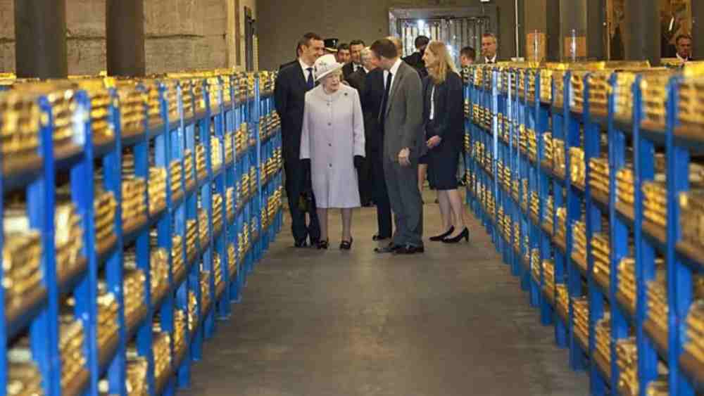 অবশ্য নামেই সিন্দুক। আসলে এক একটি পেল্লায় আকারের ঘর। নিউ ইয়র্ক ফেডারেল রিজার্ভে এ রকম ১২২টি ঘর আছে। 