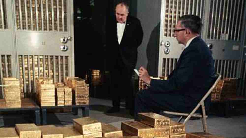 তবে এই সোনার মালিক মুকেশ অম্বানী বা বিল গেটসের মতো কোনও কোটিপতি নন।