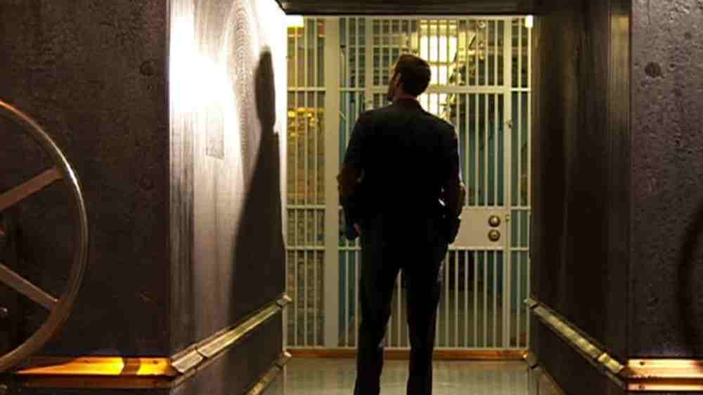 অবশ্য এই ব্যাঙ্কের গ্রাহক কারা বা কোন কোন ব্যাঙ্ক, তা জানার উপায় নেই। গ্রাহকদের নাম গোপন রাখে নিউ ইয়র্ক ফেডারেল রিজার্ভ। 