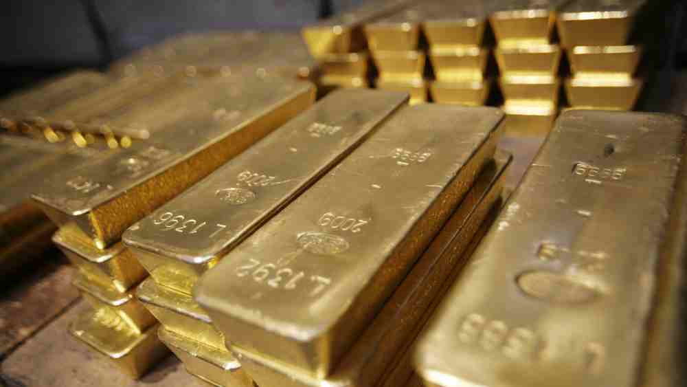 এক একটি সোনার বার সরানোর পরিষেবা দিতে ২ ডলার করে নেয় ব্যাঙ্ক।