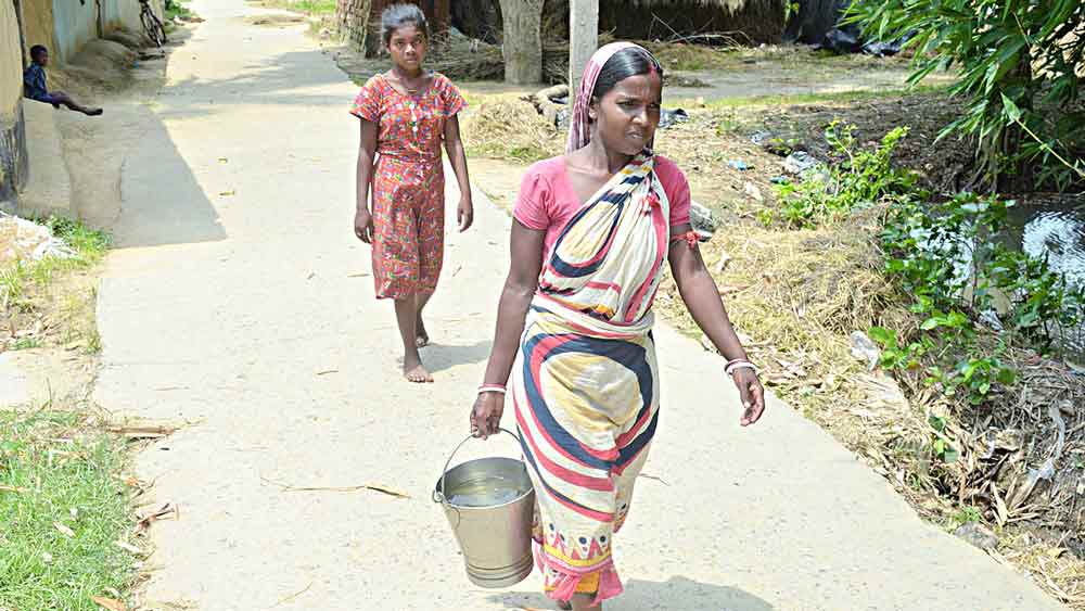 administration tries to  freed 12 tribal families of Bolpur from social isolation
