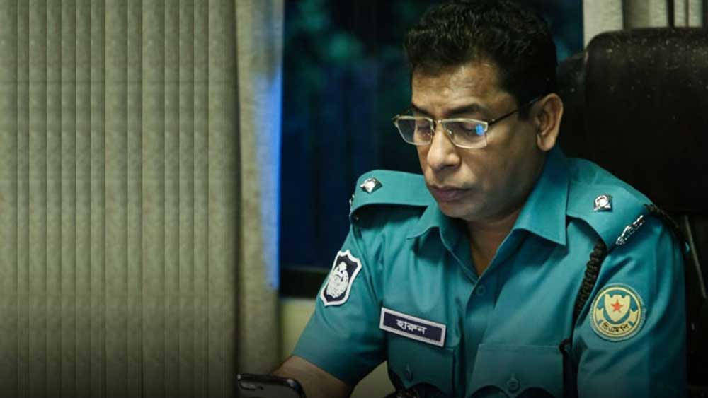 ‘মহানগর’ সিরিজে মোশারফ করিম।