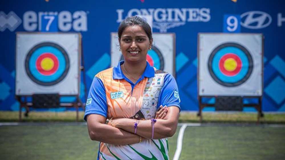 ওই বয়সেই সরাসরি মীরার চোখে চোখ রেখে দীপিকা চ্যালেঞ্জ ছুড়ে দিয়েছিলেন।