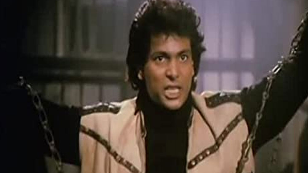 ১৯৮৫ সালে ‘টারজান’ ছবিটি মুক্তি পায়। এই ছবিতে তাঁর বিপরীতে ছিলেন কিমি কাটকার। ছবির পরিচালক ছিলেন বি সুভাষ। মিঠুন চক্রবর্তীর অন্যতম সফল ছবি ‘ডিস্কো ডান্সার’-এর পরিচালকও তিনি ছিলেন।