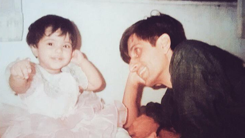 প্রতিভা থাকা সত্ত্বেও মোহন যোগ্য মর্যাদা পাননি। আক্ষেপ, তাঁর মেয়ে সখী গোখলের। সখী নিজেও একজন অভিনেত্রী। তাঁর বক্তব্য, মোহন অর্থের জন্য অভিনয় করতেন না। বরং অভিনয়কে ভালবেসে তিনি এই পেশায় এসেছিলেন। চেয়েছিলেন, নাটক এবং ছবি পরিচালনা করবেন। একটা মরাঠি নাটক নিয়ে দীর্ঘ দিন মহড়া দিয়েছিলেন। কিন্তু শেষ অবধি নাটকের পৃষ্ঠপোষক সরে দাঁড়ান। এই ঘটনায় খুবই ভেঙে পড়েছিলেন মোহন। সেই ঘটনা এখনও মনে আছে সখীর।