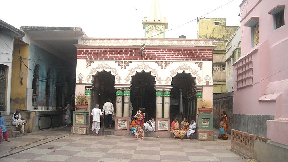 কাটোয়া শহরের সবথেকে বড় আকর্ষণ গৌরাঙ্গ মন্দির