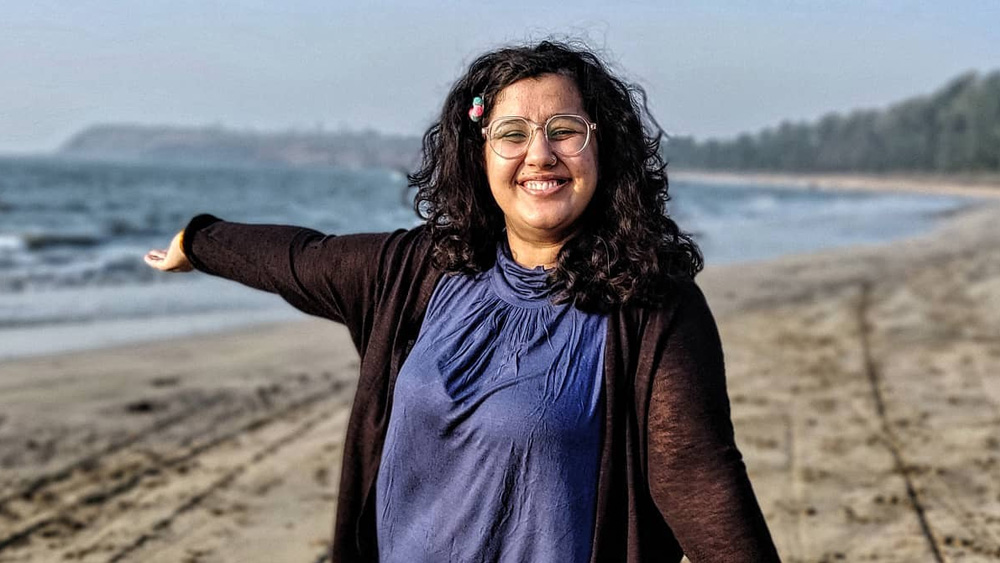 সম্প্রতি নেটমাধ্যমে প্রকাশিত হয়েছে তাঁর একটি ভিডিয়ো। সেখানে তিনি জানাচ্ছেন, ১৫ বছর বয়সে তিনি কাজ থেকে বিরতি নিয়েছিলেন। এখন তাঁর মনে হচ্ছে, তিনি অবসরপ্রাপ্ত। তাঁর এই ভিডিয়ো ছড়িয়ে পড়ার পরে তিনি এখন ইন্টারনেটে ট্রেন্ডিং।