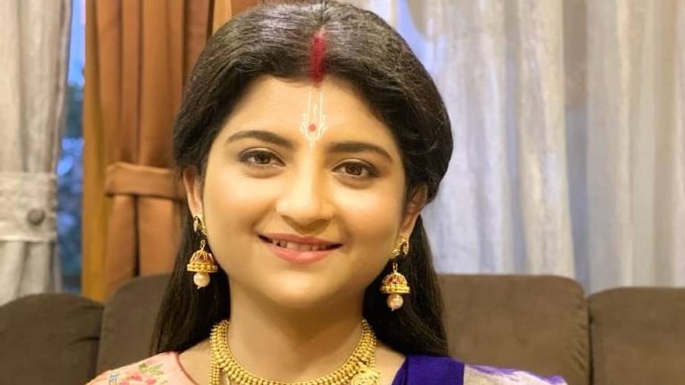 মায়ের সেই হারমোনিয়ামেই অদিতির সরগম শিক্ষা। এর পর শাস্ত্রীয় সঙ্গীত এবং ভজনের তালিম নেন স্নেহাশিস চট্টোপাধ্যায়ের কাছে। ভয়েস ট্রেনিং হয়। পরে তিনি শুভ্রকান্তি চট্টোপাধ্যায়ের কাছে গান শেখেন। রবীন্দ্রভারতী বিশ্ববিদ্যালয় থেকে পুরাতনী গান নিয়ে স্নাতকোত্তর করেন। গান শিখেছেন গুরু মা সরস্বতী দাসের কাছেও।
