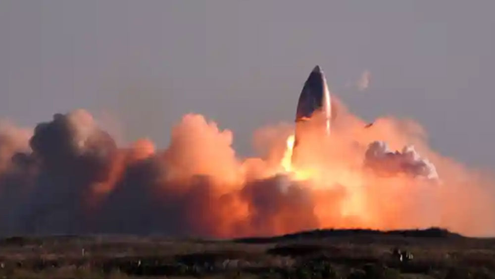 এর মাঝামাঝি অংশে জ্বালানি ট্যাঙ্ক রয়েছে। যাতে তরল মিথেন এবং তরল অক্সিজেন থাকবে। দুটোকে একসঙ্গে বলা হয় মিথাক্সল। মিথেন হল মূল জ্বালানি। যা যানটিকে এগিয়ে নিয়ে যাবে। মিথেনকে জ্বলতে সাহায্য করবে তরল অক্সিজেন।