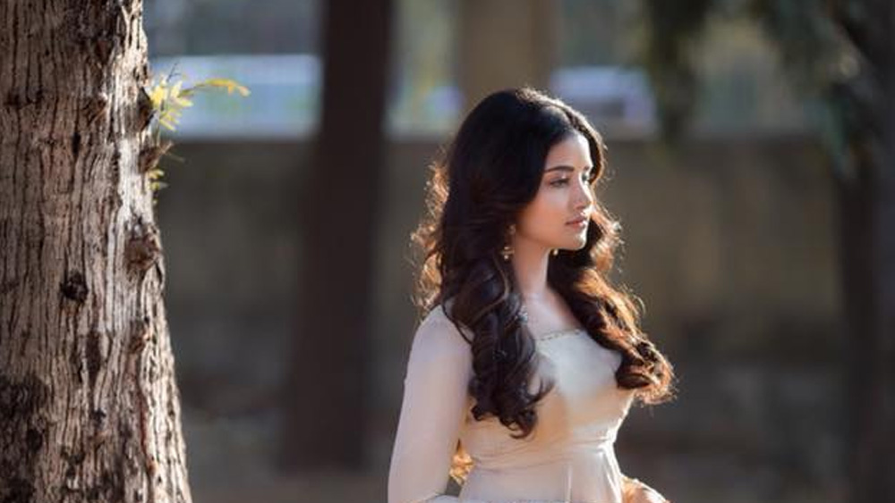 তবে অনুপমার বাড়ির লোক বুমরার সঙ্গে তাঁর সম্পর্কের কথা অস্বীকার করেছেন।