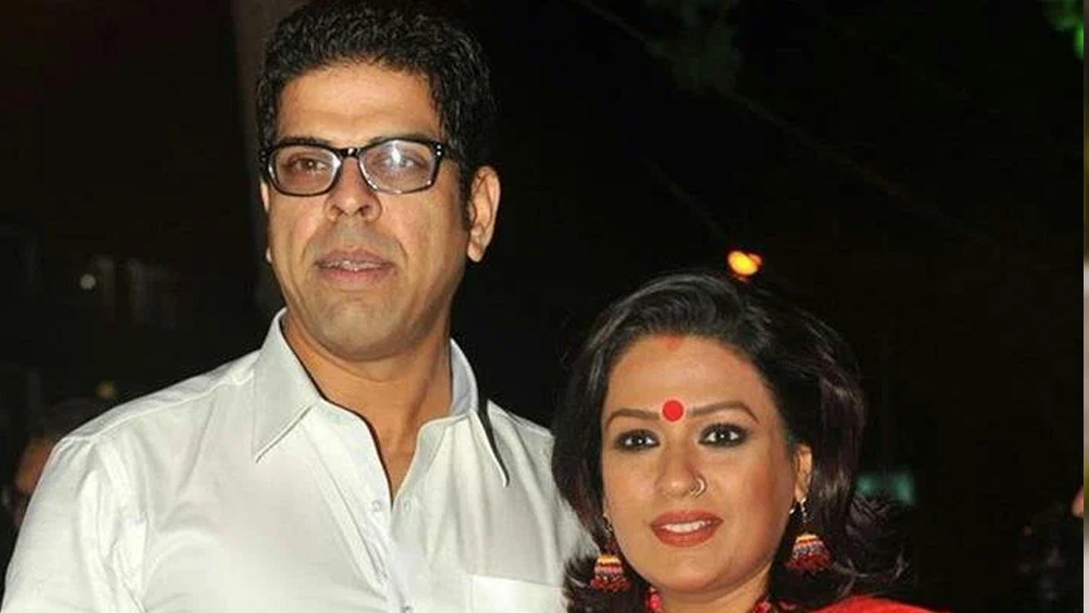 অশ্বিনী জানিয়েছেন, তিনি এবং মুরলী দু’জনে খুব ভাল বন্ধু। ব্যক্তিত্ব বিপরীতমুখী হলেও তাঁরা এক অন্যের অনুভূতিকে গুরুত্ব দেন। সেটাই হয়তো সুসম্পর্কের বন্ধন। মনে করেন অশ্বিনী।