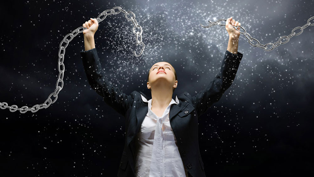 প্রকৃতি মেয়েদের বানিয়েছে নেতৃত্ব দেওয়ার মতো করেই।