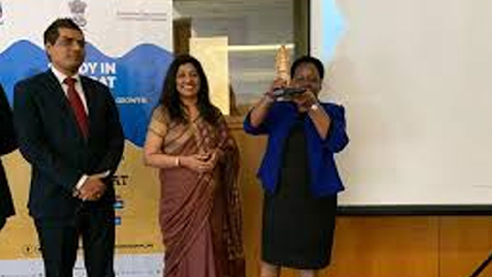 কিন্তু এই সূত্র এত দিন কাজে লাগালেও দ্বাদশ শ্রেণির বড় সিলেবাসের ক্ষেত্রে তা আর কাজে লাগাতে পারেননি।