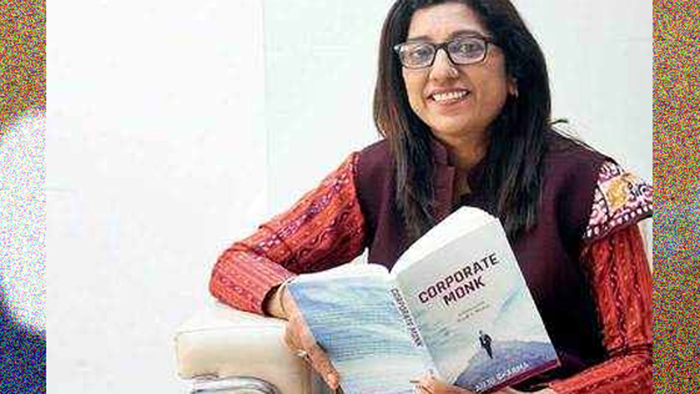 এখনও পর্যন্ত দু’টি বইও লিখেছেন। ‘আই অব দ্য স্টর্ম- ডিসকভার ইওর ট্রু সেল্ফ’ এবং ‘কর্পোরেট মঙ্ক-এ জার্নি ফ্রম ওয়েল্থ টু উইজডম’