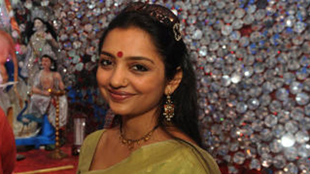 ফিক্সড ডিপোজিট, টার্ম ডিপোজিট, সেভিংস অ্যাকাউন্ট এবং ব্যাঙ্কের যাবতীয় জমা টাকা মিলিয়ে ২টি আলাদা ব্যাঙ্কের অ্যাকাউন্টে যথাক্রমে ৬০ লাখ ৬৯ হাজার ১৬৪ টাকা এবং ৫৫ হাজার ৬২ টাকা রয়েছে।