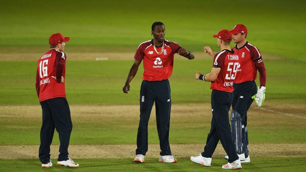 সরাসরি: বিরাট, রাহুল, পন্থ ও শিখরের উইকেট খুইয়ে চাপে ভারত