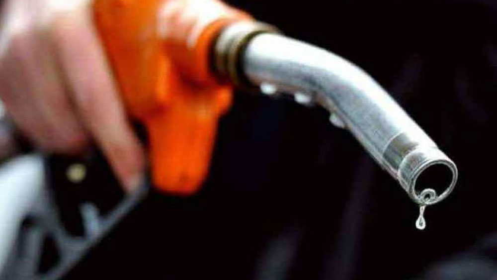 লিটার প্রতি ৯১ টাকা দামের পেট্রোল অন্তত ২ হাজার ৪ কোটি লিটার কিনে ফেলতে পারবেন।