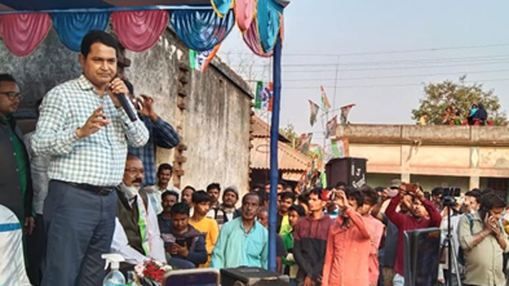 ২০০১ সাল থেকে ২০১০ সালের মধ্যে এই জমিগুলি কিনেছিলেন তিনি। কেনার সময় জমিগুলির মূল্য ছিল যথাক্রমে ৭ লাখ, দেড় লাখ, ২৪ লাখ এবং ৭ লাখ ৭৮ হাজার টাকা। অর্থাত্ মোট ৪০ লাখ ২৮ হাজার টাকা বিনিয়োগ করেছিলেন তিনি। সব মিলিয়ে যার বর্তমান বাজারদর দাঁড়িয়েছে ১ কোটি ২১ লাখ ৯০ হাজার টাকা।