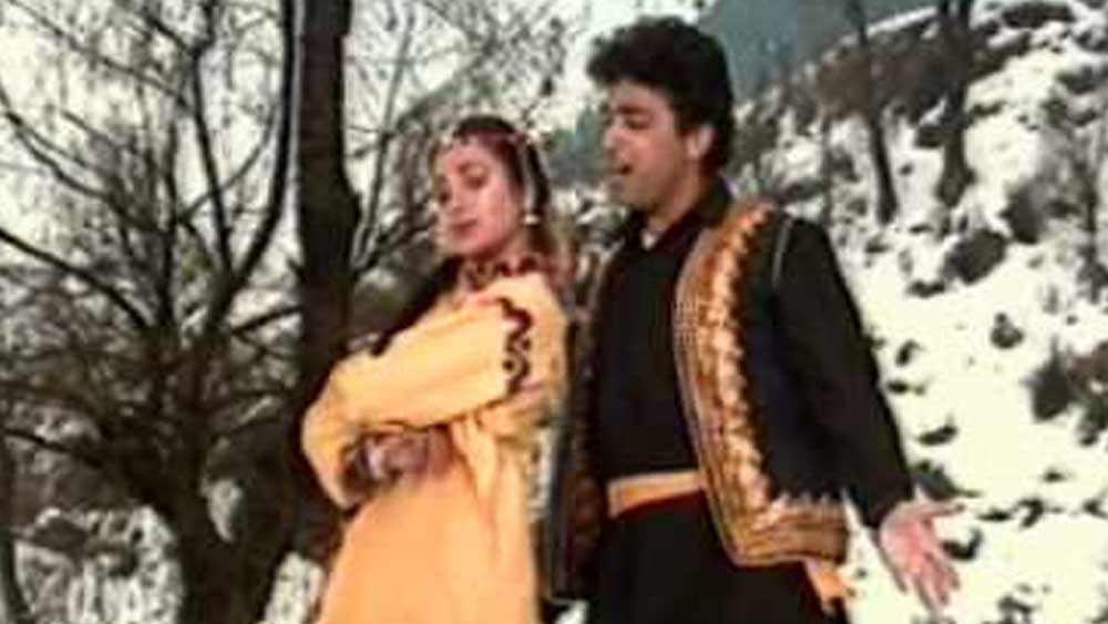 তার পর ক্রমে ছোট পর্দা থেকেও হারিয়ে যান তিনি। বেশ কয়েক বছর সাহিল কী করছেন, সে সম্বন্ধে কিছু জানা যায়নি। শোনা যায়, সে সময় তিনি লেখালেখি করতেন। ইভেন্ট প্ল্যানার হিসেবেও কাজ করেছিলেন।