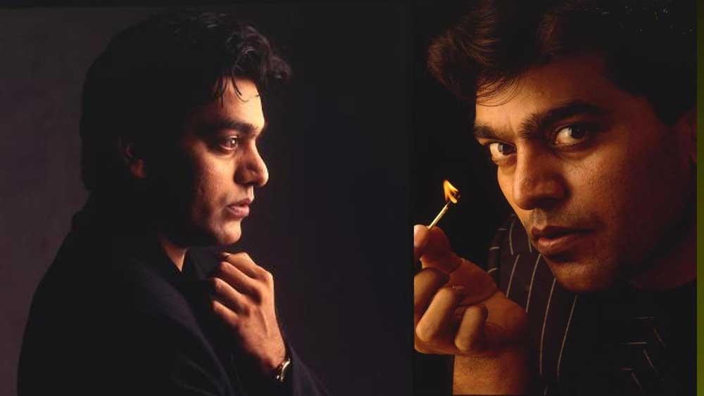 আশুতোষের শৈশবে রামলীলার গভীর প্রভাব ছিল। তিনি ছোট থেকেই রামলীলায় অংশ নিতেন। তবে তাঁর পছন্দ ছিল রাবণের চরিত্র। ক্রমে এমনই অবস্থা দাঁড়ায়, রামলীলার সময় তাঁকে ছাড়া রাবণের চরিত্রে অন্য কাউকে ভাবাই হত না।