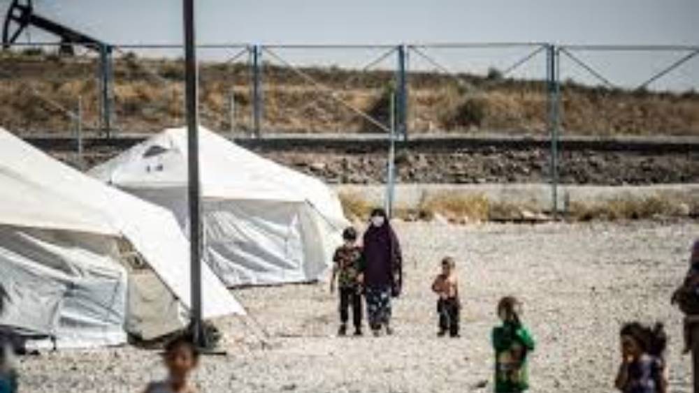 দেশ ছাড়ার ৪ বছর পরে অন্তঃসত্ত্বা শামিমাকে পাওয়া গিয়েছিল এক বন্দি শিবিরে। সে সময় তিনি স্বামীকে হারিয়েছেন। মৃত্যু হয়েছে প্রথম ২ সন্তানের। নবজাতক তৃতীয় সন্তানের মৃত্যুর পরেও তিনি বলেছিলেন, আইএস-এ যোগ দেওয়ার জন্য তিনি অনুতপ্ত নন।