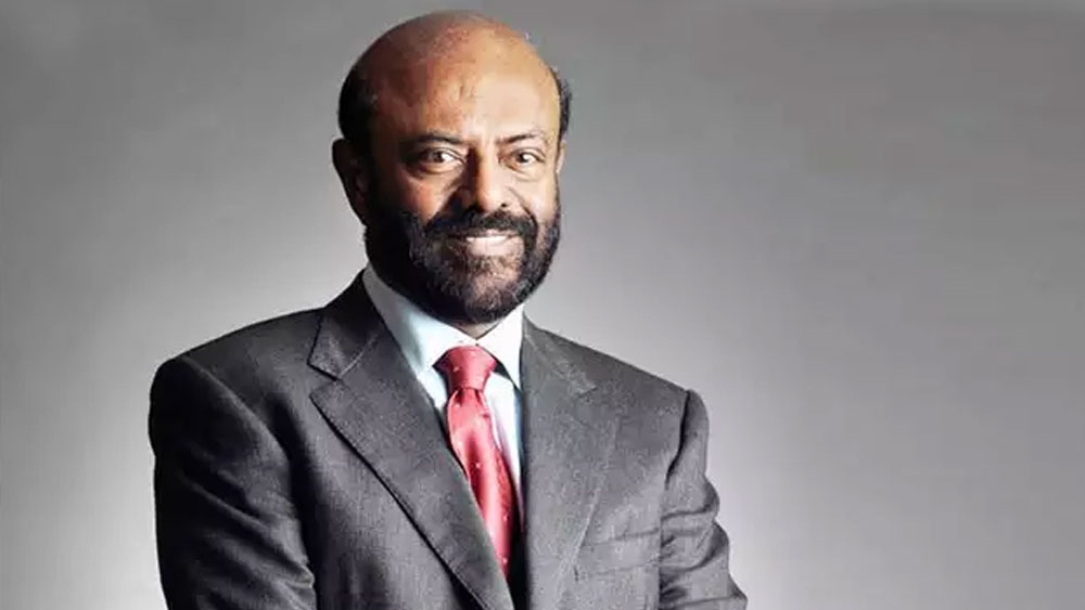 তালিকার দ্বিতীয় স্থানে আছেন শিব নাদার। এইচসিএল-এর সহ-প্রতিষ্ঠাতা এই শিল্পপতি শেষ হয়ে আসা এই আর্থিক বর্ষে তিনি দান করেছেন ৭৯৫ কোটি টাকা। তার মধ্যে ৫৯ কোটি টাকা তিনি দিয়েছেন গ্রামীণ কল্যাণে। তার আগের বছর তিনি দান করেছিলেন ৮২৬ কোটি টাকা।