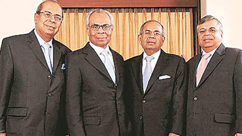 হিন্দুজা গোষ্ঠীর তরফে দান করা হয়েছে ১৩৩ কোটি টাকা। তার মধ্যে ৩৪ কোটি টাকা তাঁরা দান করেছেন জল সংরক্ষণের ক্ষেত্রে।