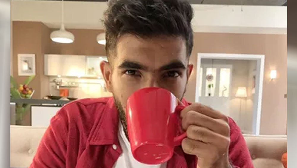 পুরো লকডাউনের সময়টি এখানেই পরিবারের সঙ্গে ছিলেন তিনি। রোজই নানান ছবি নেটমাধ্যমে শেয়ার করতেন।