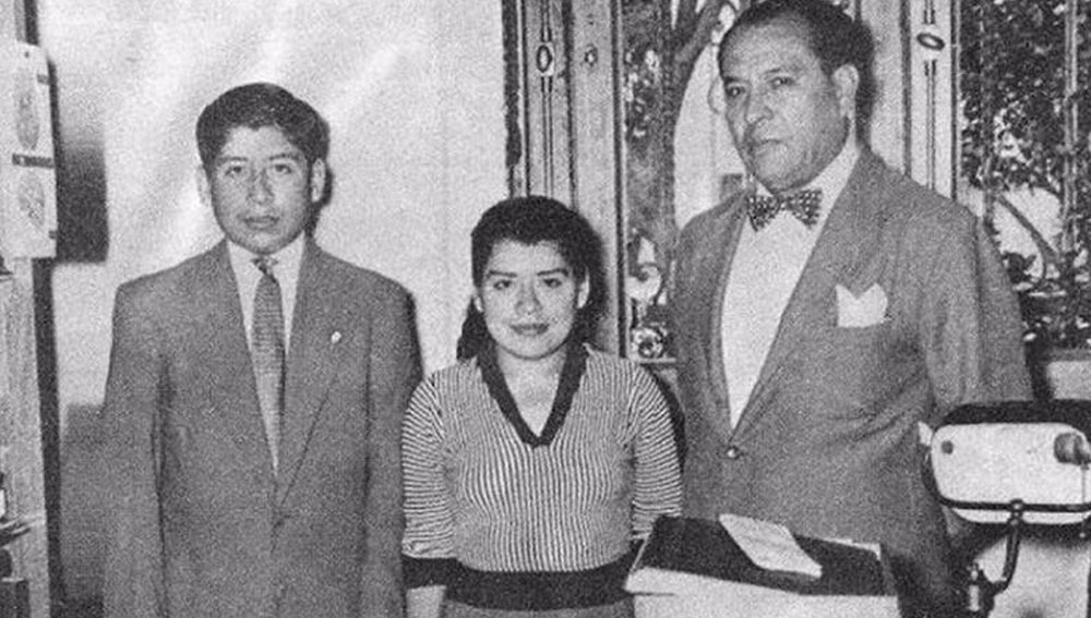 অস্ত্রোপচার করে লিনার প্রথম সন্তানের জন্ম হয়। নাম রাখা হয় গেরার্ডো। যে চিকিৎসক তাঁর অস্ত্রোপচার করেছিলেন তাঁরই নামানুসারে। জন্মের সময় সন্তানের ওজন ছিল ২ কিলোগ্রাম ৭০০ গ্রাম। অর্থাৎ স্বাভাবিক ওজন নিয়ে সমস্ত দিক দিয়ে সম্পূর্ণ সুস্থ সন্তানের জন্ম দিয়েছিল ছোট্ট লিনা।