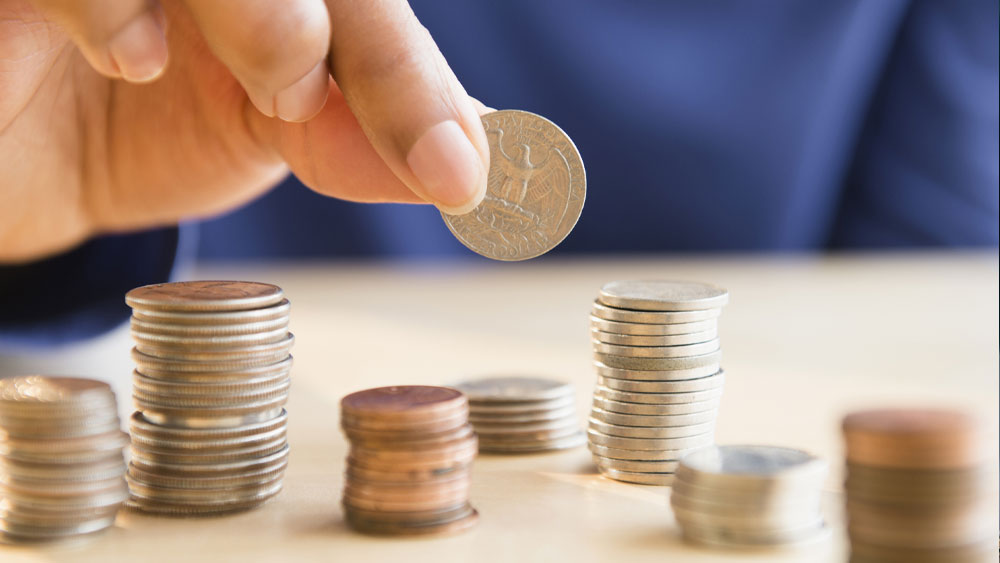 আইডিএফসি স্টারলিং ভ্যালু ফান্ড রেগুলার প্ল্যান গ্রোথ-এর ক্রিসিল রেটিং ৩ এবং গত তিন বছরে বৃদ্ধির হার ১৭.৮১ শতাংশ।