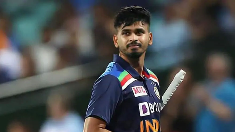 শ্রেয়স আইয়ার: ভারতীয় দলের মিডল অর্ডারে বড় ভরসার জায়গা তিনি। শুরুর দিকে কোহলীরা ব্যর্থ হলেও সামলে দেওয়ার ক্ষমতা রাখেন দিল্লি ক্যাপিটালসের অধিনায়ক।