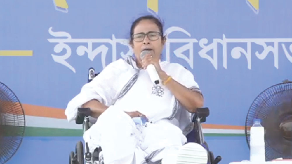 ইন্দাস বিধানসভা কেন্দ্রে প্রচারে মমতা বন্দ্যোপাধ্যায়। 