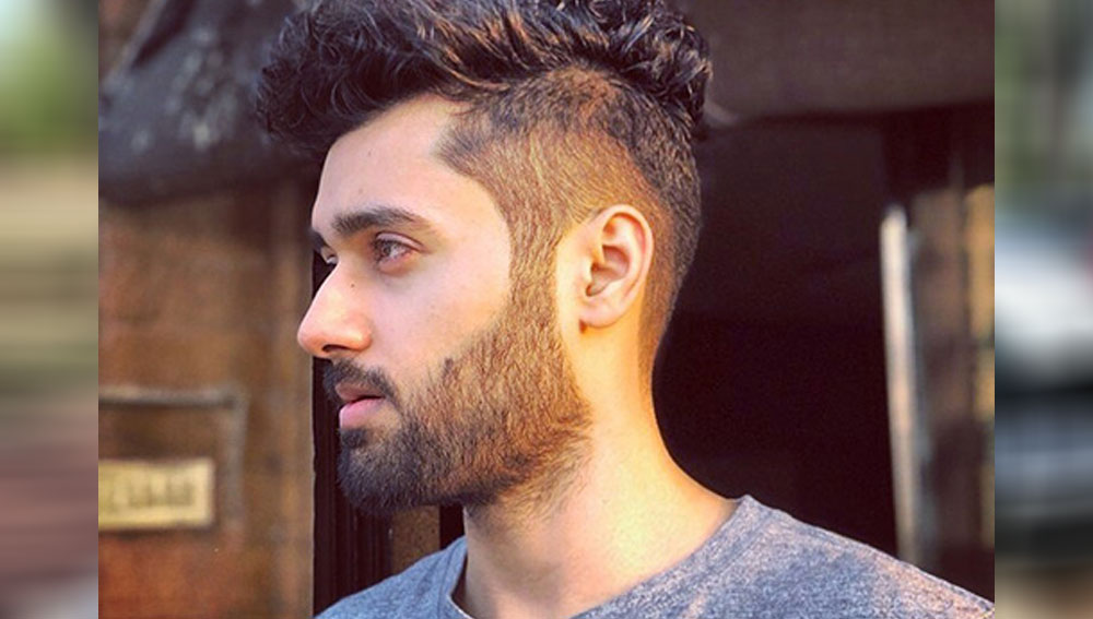 পড়াশোনা নিয়ে ব্যস্ত হয়ে পড়েছিলেন তিনি। স্কুলের পড়াশোনা শেষ করে আমেরিকার চাপম্যান বিশ্ববিদ্যালয় থেকে প্রযোজনা এবং পরিচালনায় স্নাতক হন।