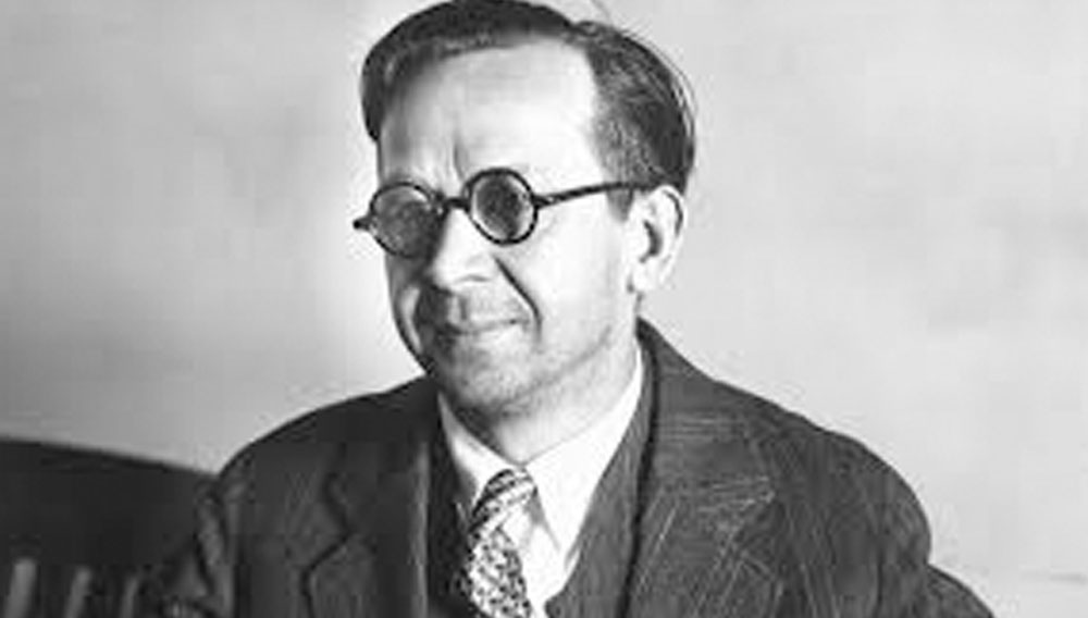 ওট্টো এবং ডলি পড়েন মহা সমস্যায়। কিন্তু বুদ্ধিমতী ডলি ঠিক একটি উপায় বার করে নেন। লস অ্যাঞ্জেলসেও এমন একটি ঘর তিনি বাছেন যার চিলেকোঠা রয়েছে। ডলি এবং উইলিয়াম নতুন বাড়িতে চলে যাওয়ার কিছু দিন পর ওট্টোও সেখানে গিয়ে আগের মতোই থাকতে শুরু করেন।