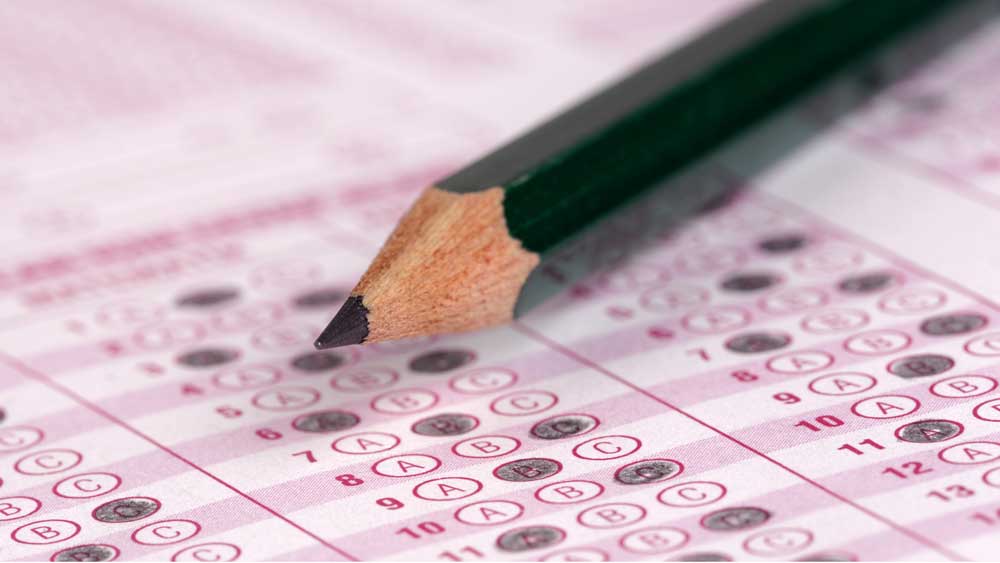 দীর্ঘ লকডাউনে বার বার মনোবল ভেঙে গিয়েছে। কিন্তু কাব্য হার মানেননি। দৃঢ় সঙ্কল্প ছিল, তাঁকে সফল হতেই হবে।