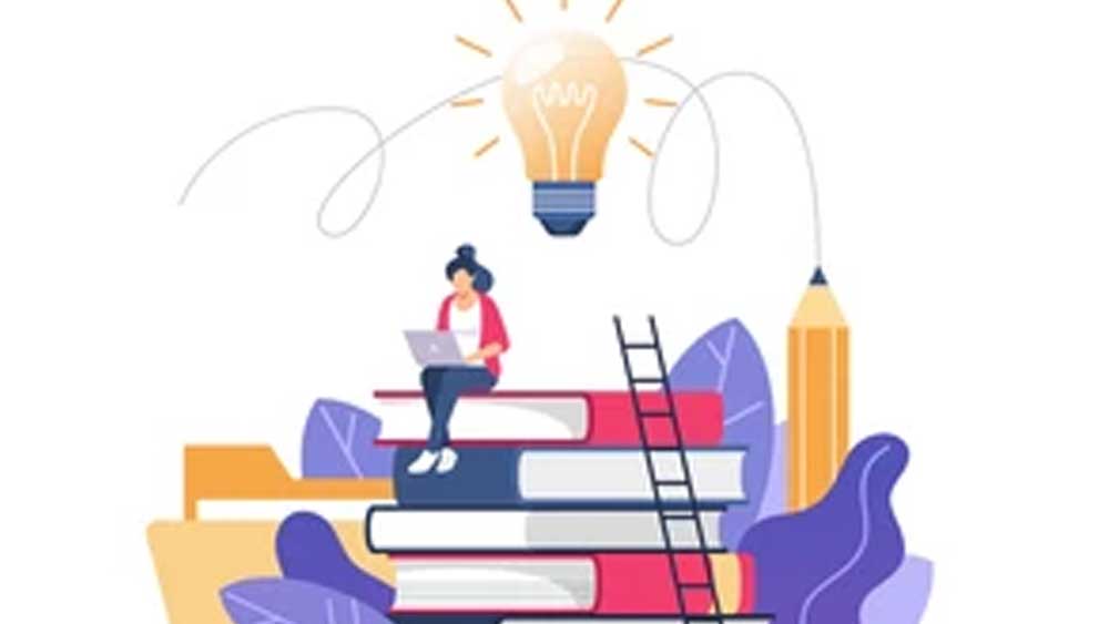 মহিলা হিসেবে যে কোনও ক্ষেত্রেই সাফল্যের চূড়ান্ত ধাপে পা রাখা কঠিন, সে কথা স্বীকার করেন কাব্য। তবে ব্যক্তিগত জীবনে বাবা মায়ের কাছে তিনি কোনও দিন লিঙ্গ বৈষম্যের শিকার হননি বলে জানিয়েছেন কাব্য। ভাইয়ের সঙ্গেও তাঁকে সমানভাবেই বড় করা হয়েছে।