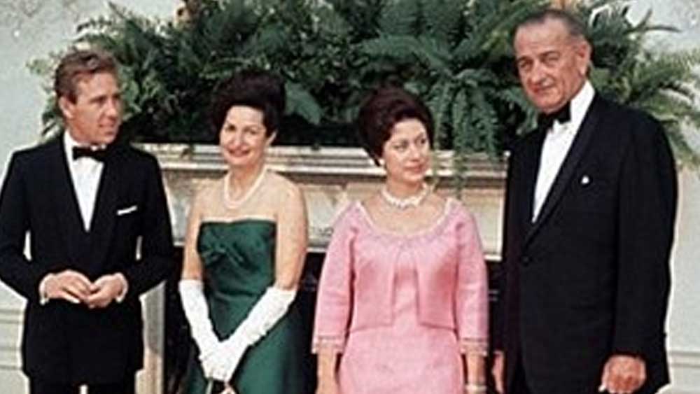 বিয়ের পরেও মার্গারেটের প্রেমিকা সত্ত্বা নষ্ট হয়নি। বিবাহিত মার্গারেটেরও একাধিক প্রণয়ী ছিল। শেষ অবধি ১৯৭৮ সালে ভেঙে যায় তাঁর বিবাহিত জীবন। এর পর রাজকন্যার জীবন অনেকটা উচ্ছৃঙ্খল হয়ে পড়েছিল। কৈশোর থেকেই তিনি ছিলেন ধূমপায়ী। পরবর্তীতে এর সঙ্গে যোগ হয়েছিল সুরাসক্তি। সাতের দশকে তিনি স্নায়ুরোগের শিকার হন। এক দশক পরে ১৯৮৫ সালে বাদ দেওয়া হয় তাঁর ফুসফুসের একাংশ।