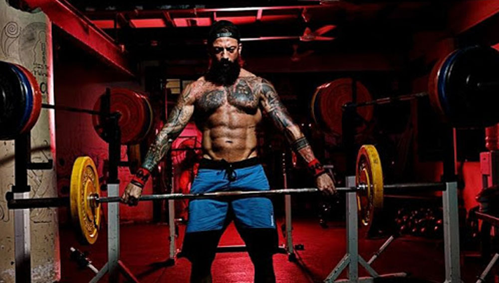 আমির খান, রণবীর কপূর, আয়ুষ্মান খুরানা, জ্যাকলিন ফার্নান্ডেজ-সহ বহু তারকার ব্যক্তিগত ফিটনেস প্রশিক্ষক তিনি।