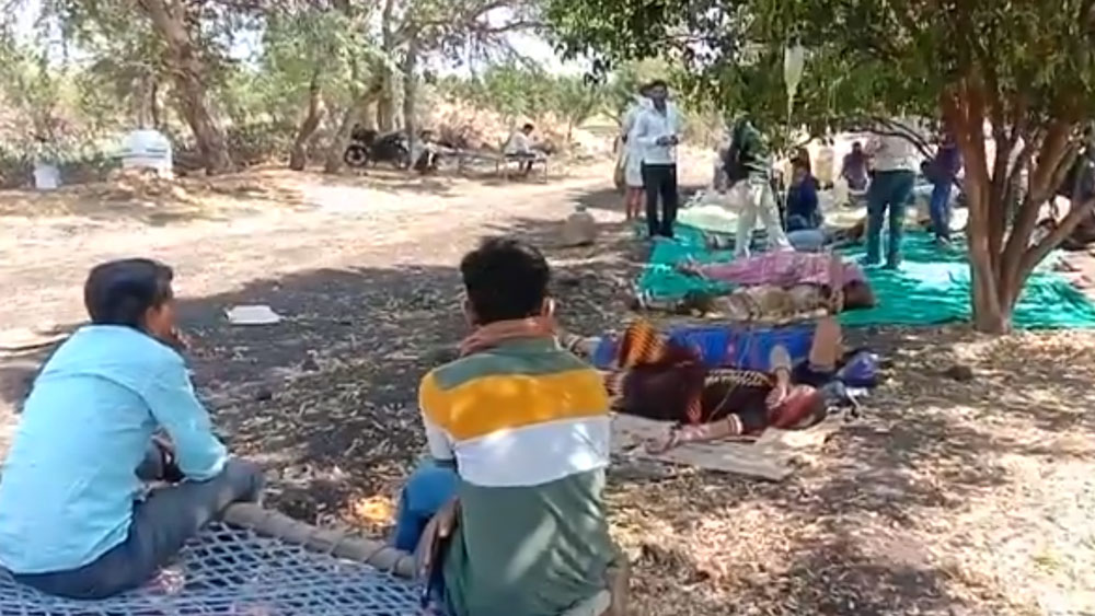 Quack doctor is treating Covid patients on field 