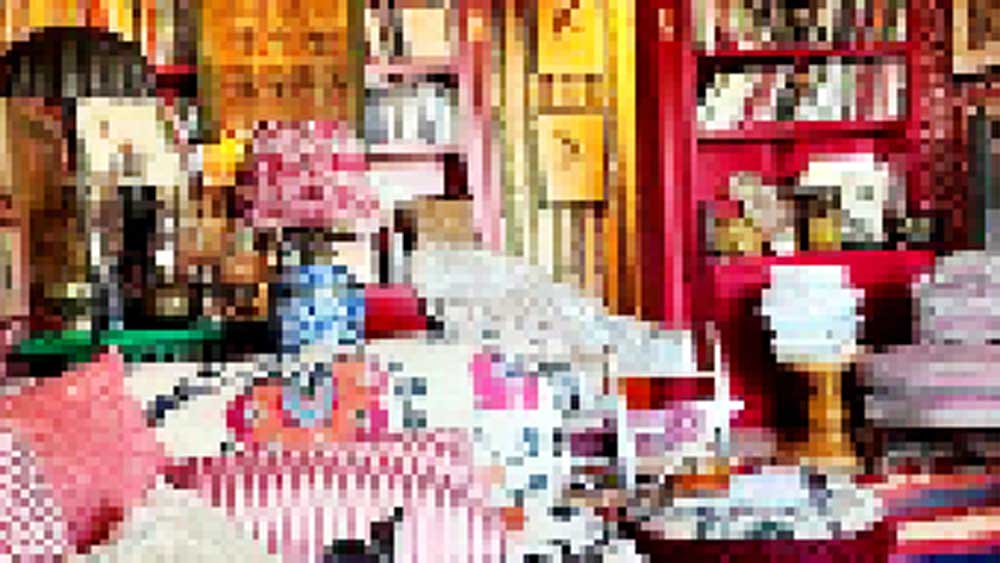 আড়ম্বর: বরিস জনসনের পছন্দের সাজ।