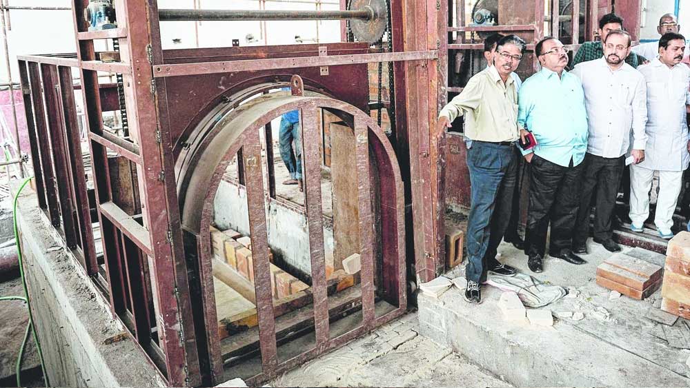 দাহ শুধু করোনা মৃতদেহের, নিমতলায় ৪৮ ঘণ্টা জন্য বন্ধ থাকছে অন্য সৎকার