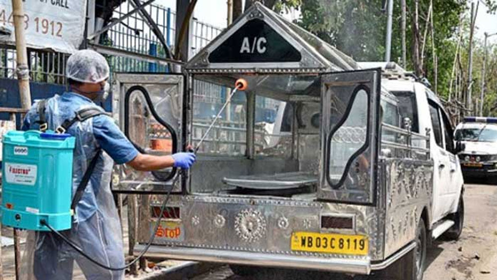 Coronavirus in West Bengal: dead body carrier vehicles are charging high