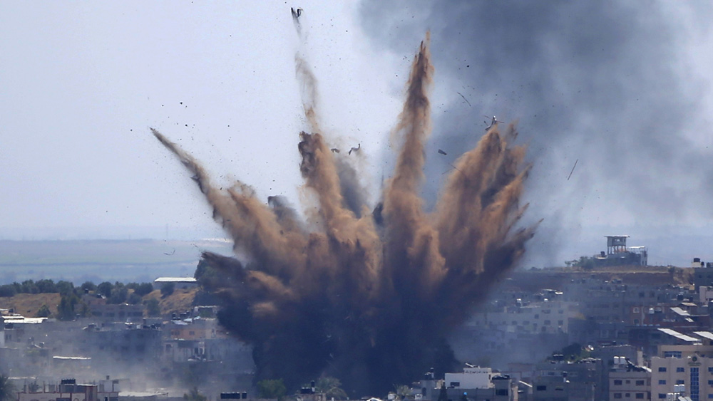  তবে এত কিছুর মধ্যে একটি বিষয় নিয়েই চর্চা শুরু হয়েছে বিশ্ব জুড়ে। সেটি হল ইজরায়েলের বিশেষ প্রতিরক্ষা ব্যবস্থা। যার সাহায্যে অধিকাংশ রকেটের অভিমুখ ঘুরিয়ে দিয়ে কিংবা নিখুঁত নিশানায় আকাশেই সেগুলিকে ধ্বংস করে দিয়েছে তারা।