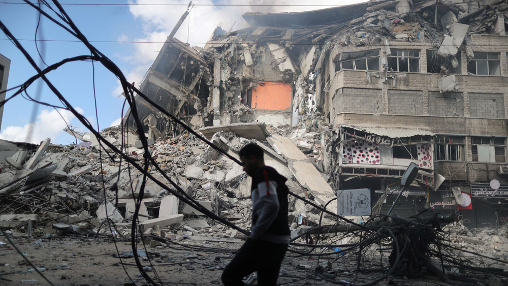 আয়রন ডোম তার আশেপাশে নূন্যতম ৪ কিলোমিটার থেকে সর্বোচ্চ ৭০ কিলোমিটার দূরত্ব থেকে ছোড়া ক্ষেপণাস্ত্র শনাক্ত করতে পারে।