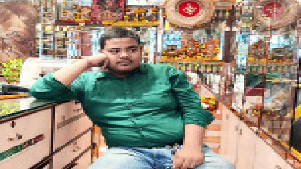 Coronavirus in West Bengal: no customers are visiting shops of ornaments and garments